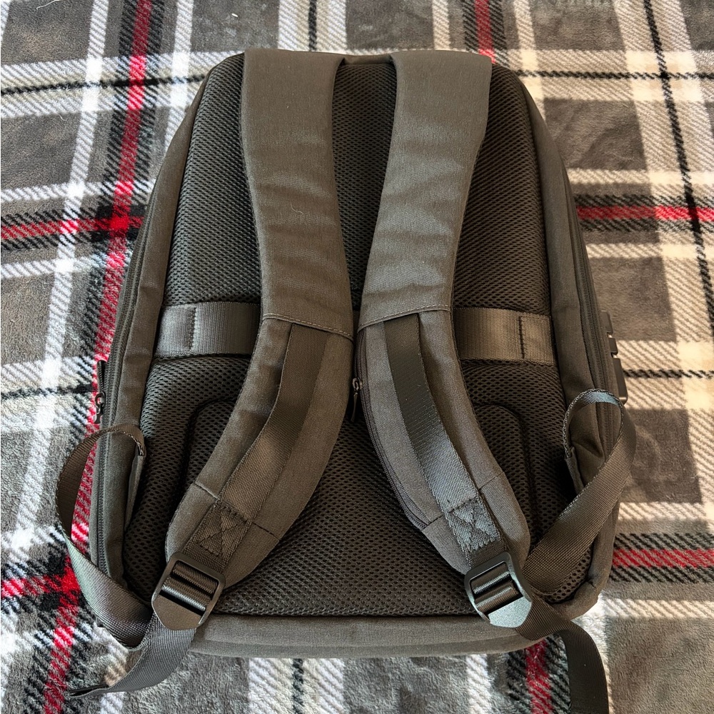 Paramount Gray Backpack - Picture 2 of 8